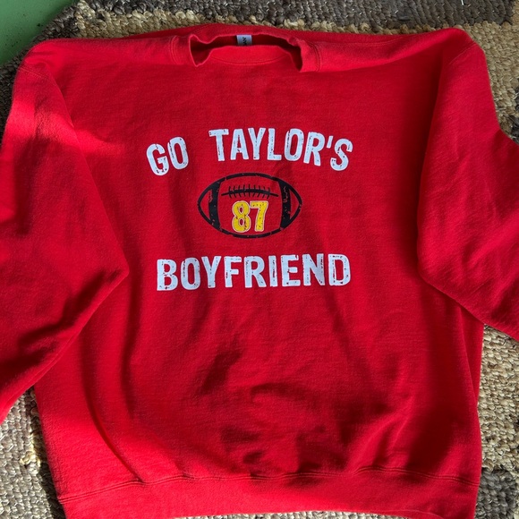 Gildan Tops - Go Taylor’s Boyfriend Sweatshirt